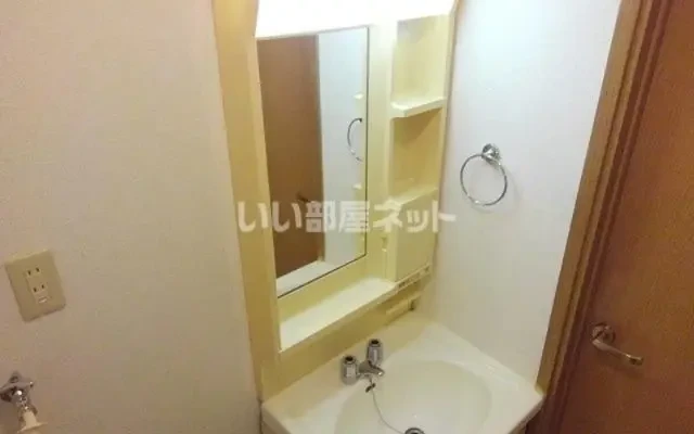 シャイン遠藤A 1階 - chỗ ở sinh viên tại Thành phố Trung ương - 1階 - 2DK
