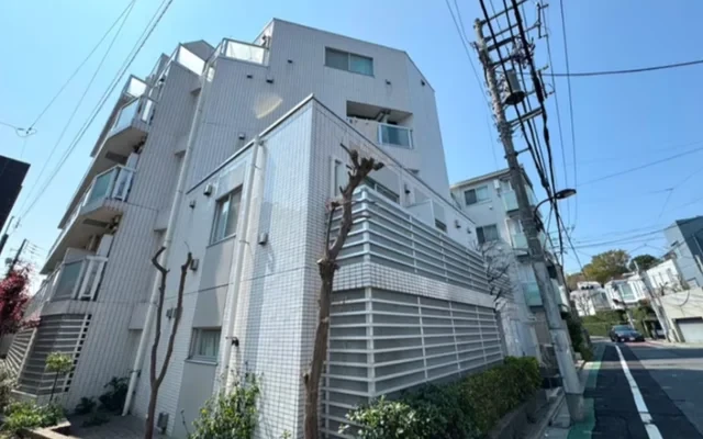 Bride's Shinjuku Nakai, Room 507 3