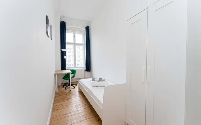 Wisbyer Str.71, 10459 Berlin 3