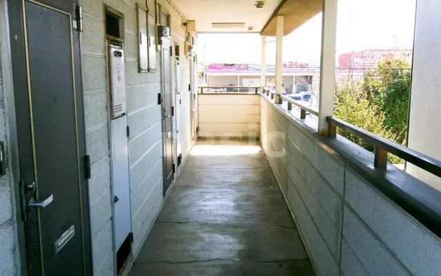 Royal Heights No.2 4