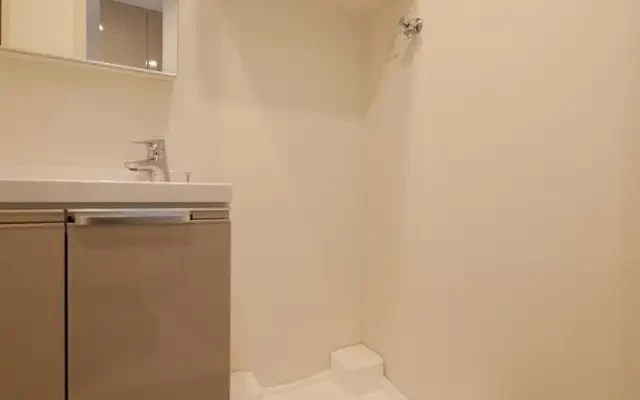 PREMIUM CUBE Nakano Shimbashi DEUX Room 402 4