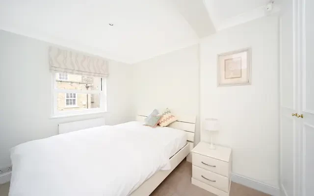 Alderney Street Pimlico London SW1V 2