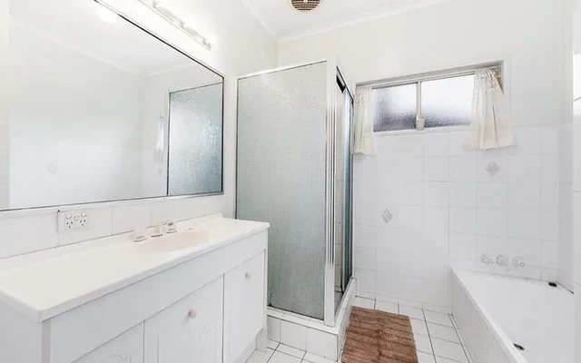 22 Lavinia St 4