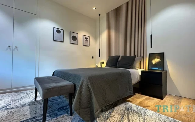 Calle de Don Quijote Madrid 28020 Spain 1