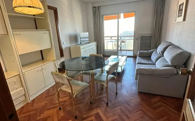 Calle de la Infanta Mercedes 3