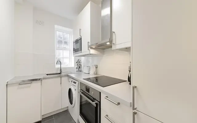 Goodwood Court, Devonshire Street, Marylebone, London, W1W 5EF 4