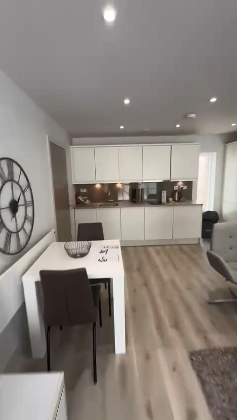 SL-Christchurch Villa Cambridge