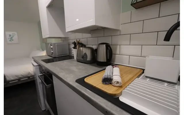 Clevedon Road, BS20 6TF 3