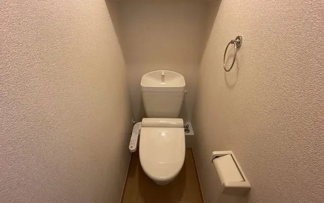 レオパレスT&K - Kawaguchi student accommodation - 304号房间(带独立厨房)