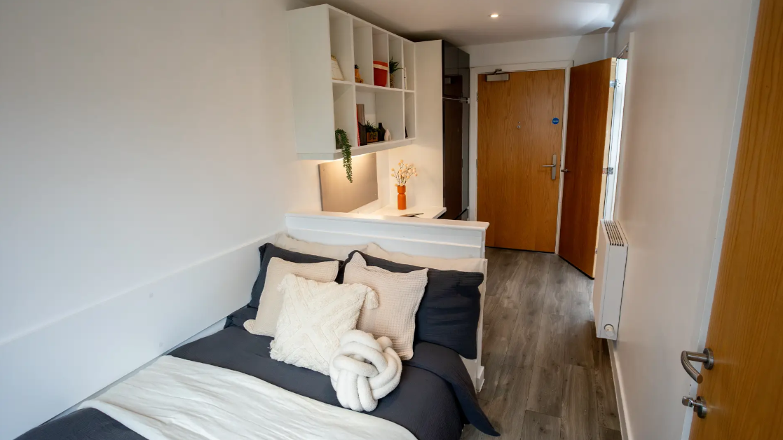 Two Bed Club Apartment