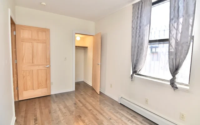 2236 3rd Ave 0