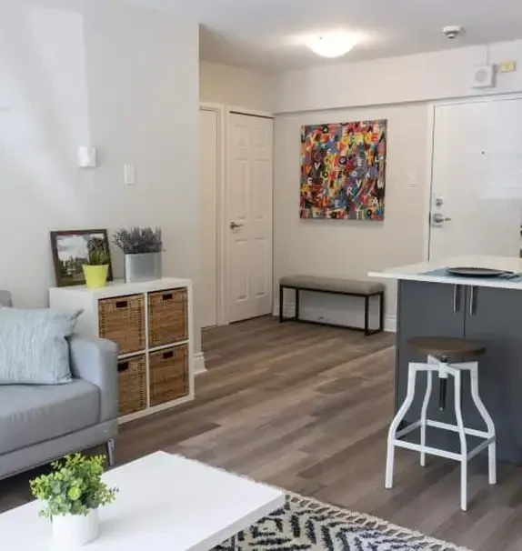 625 Milton