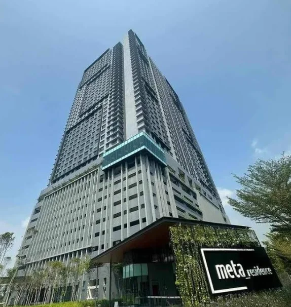Meta Residence
