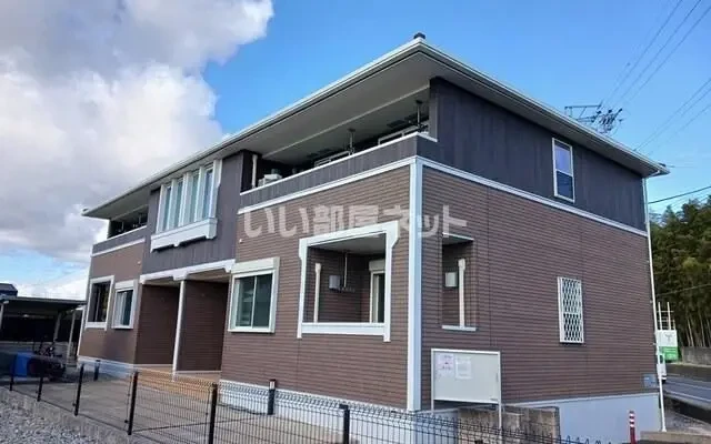 リバーサイド・サクラ Ⅲ 2階 - chỗ ở sinh viên tại Thành phố Keer