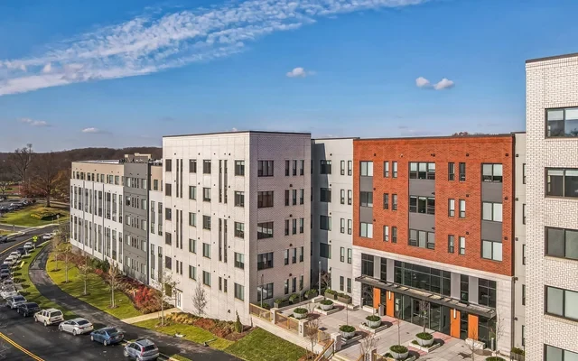 The Main on University 3