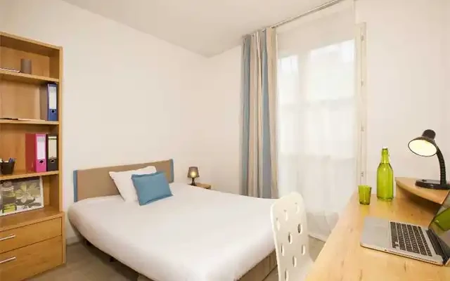 100 Rue Oberkampf 3