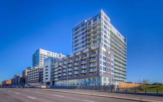The Station Condos(555&565 Wilson Ave) 1