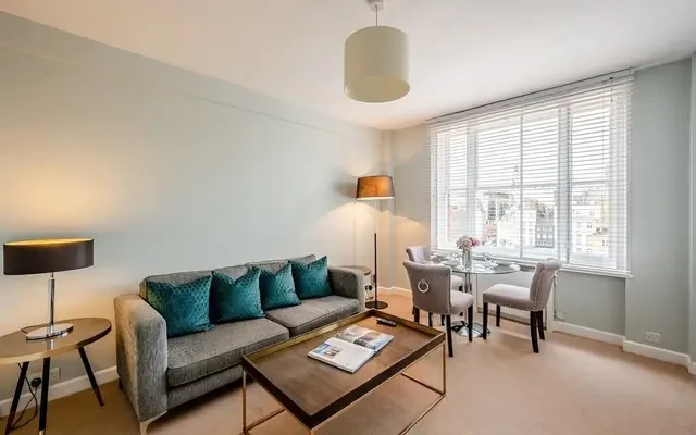 Hill Street 12268# 3
