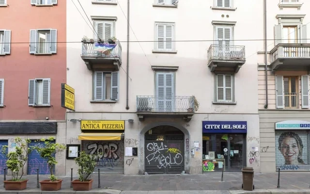 Apartment in Corso San Gottardo, Milano for 68 m² with 2 bedrooms 0