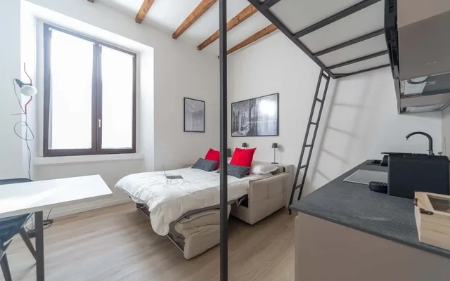 Stylish Studio Loft in Porta Romana 3
