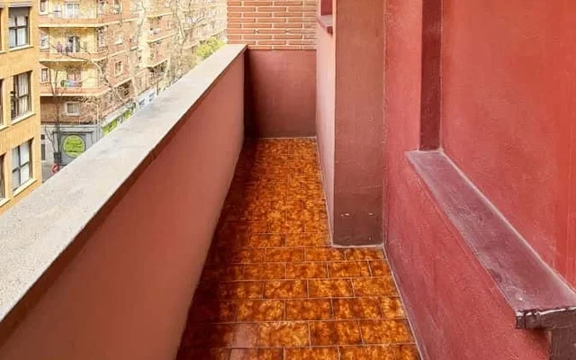 Piso de 4 habitaciones en Algiros 0