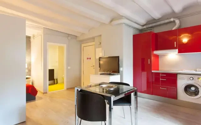 studio in El Raval 2
