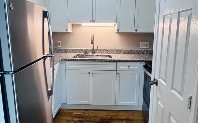 27 Division St., #2, Chelsea - Suffolk County student accommodation - 1 Bed / 1 Bath