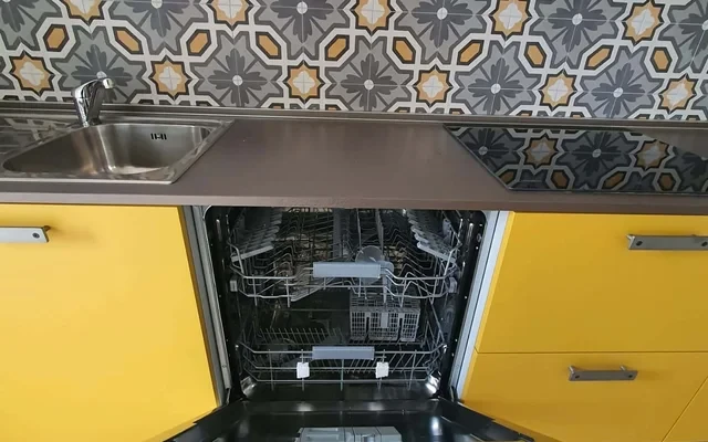 Apartment in Via G. di Vittorio, San Donato Milanese for 63 m² with 1 bedrooms 3
