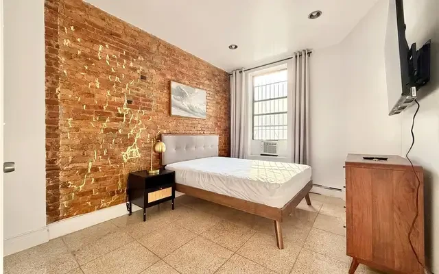 2254 2nd Avenue, New York 3