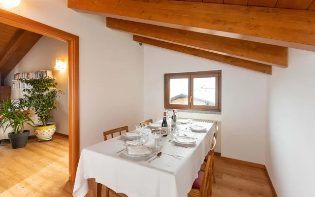 Lake Como, Cosy attic in Tremezzo - available in November - January 4