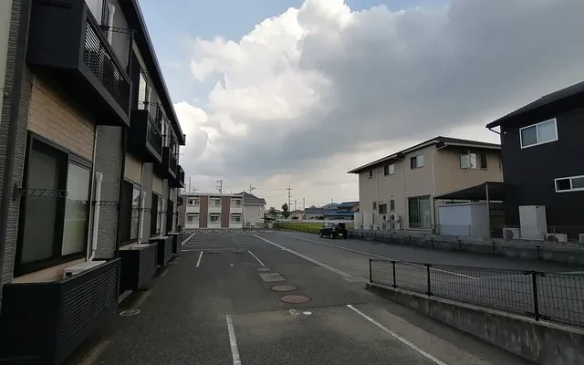 レオパレスルミナーレ 4