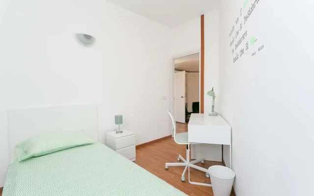 VIA GAVIRATE 27 <br> PRIVATE ROOM S1 1