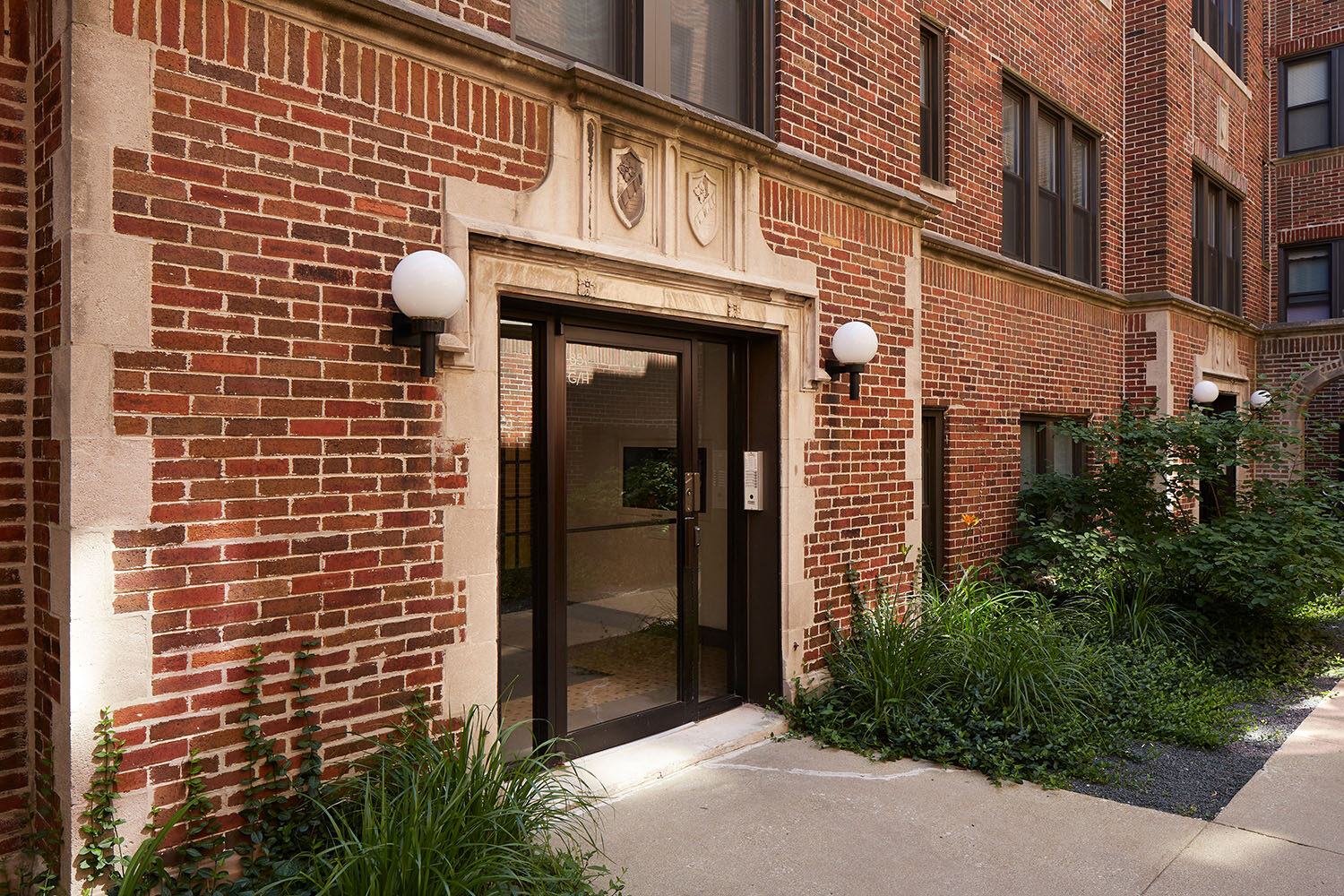 5300 S. Drexel Avenue 2