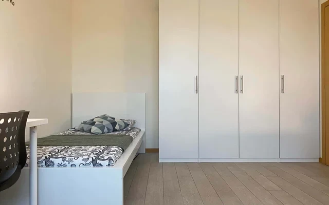 VIALE DELL'INNOVAZIONE 22 SC.6 P.12 B <br> SHARED ROOM D1 - Bed A 1