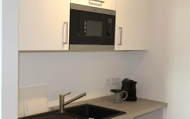 Apartment in Tannenstrasse, Dusseldorf for 42 m² 2