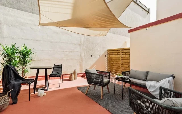 Meva - 2 bedrooms and terrace in Eixample Dreta 0