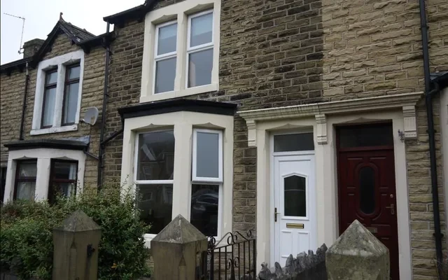 Shared Place·4B1B···43, Coulston Road 0