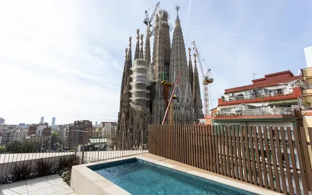 apartment in La Sagrada Família (Eixample) 2