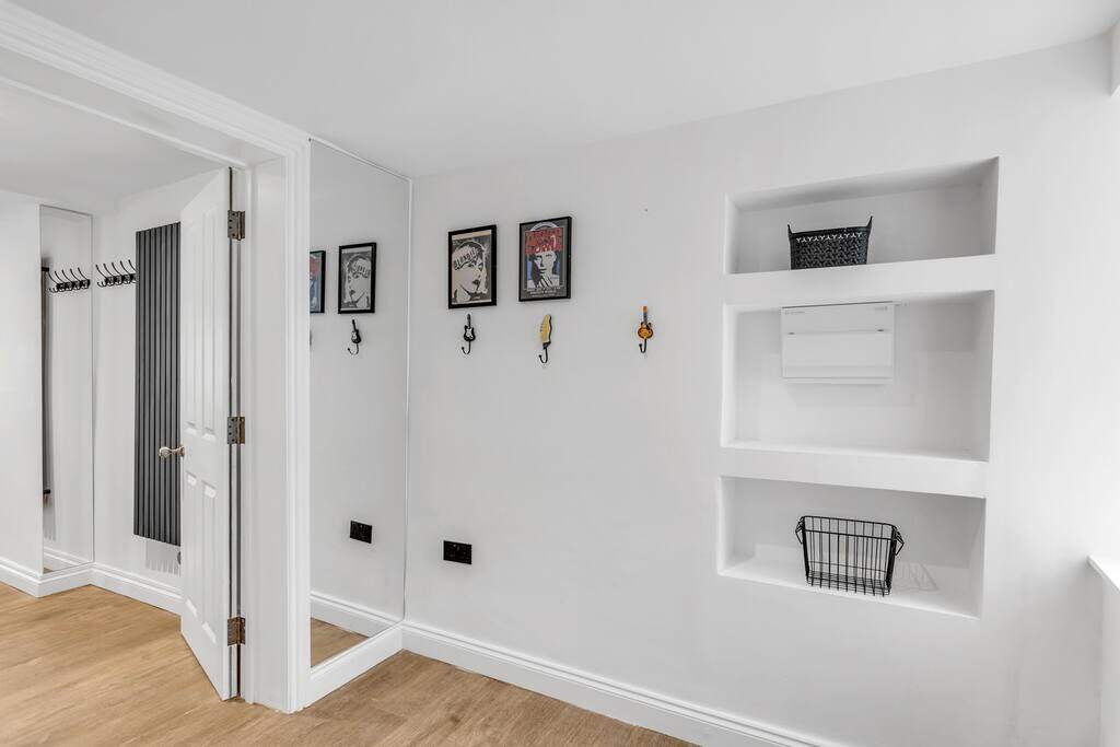 NS 1 bedroom Flat 4