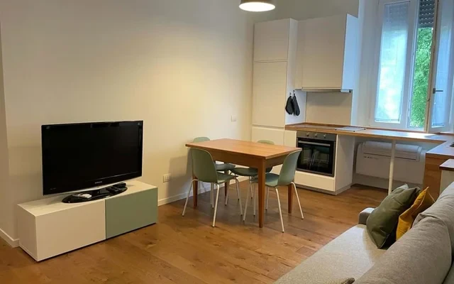 Appartamento in Viale Gian Galeazzo - zona Genova, Ticinese 3