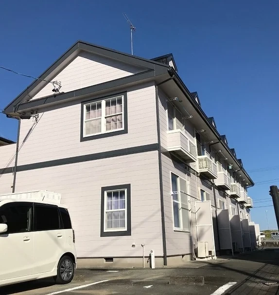 レオパレスシャルム