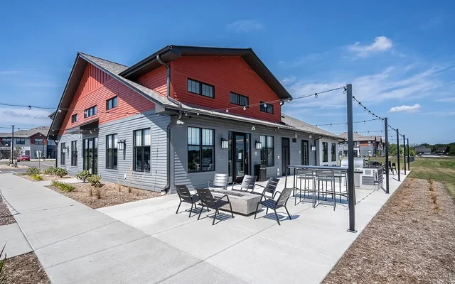 Tivoli Green Apartments & Townhomes 1