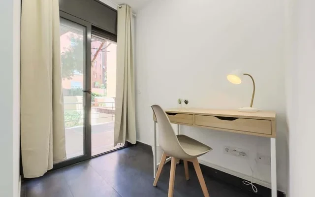 Preciosa y totalmente equipada casa con jardin en Sarria 2