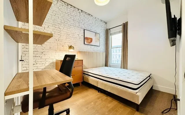 22 Granite Street, New York 2