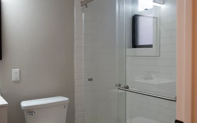 UCA - 407 South 40th Street 4