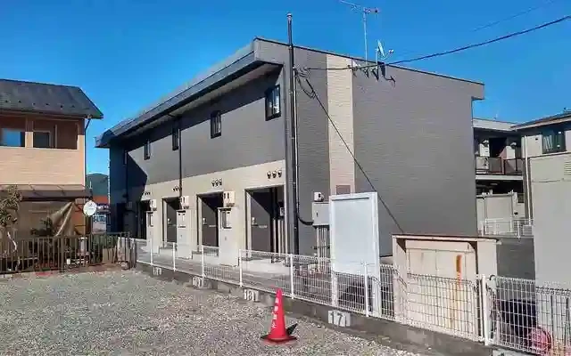 レオパレスサヤンフォレスト 0