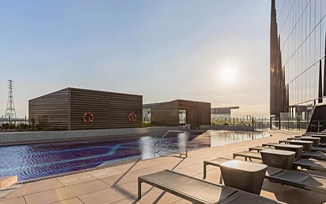8 Pearl River Road, Docklands - Melbourne student accommodation - Swimming pool