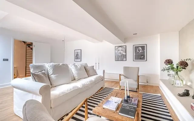 Hereford Road, London, W2 4AB 0