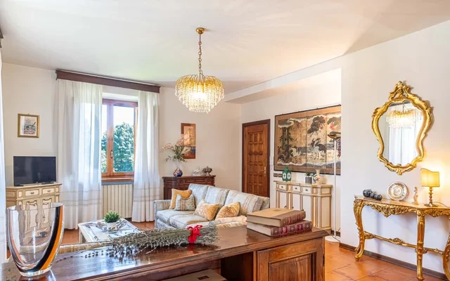 Apartment in Viale Lazzaro Papi, Lucca for 100 m² with 3 bedrooms 3