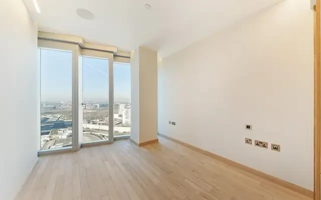 Manhattan Loft Gardens, Olympic Park, International Way, Stratford, London, E20 1GQ 3